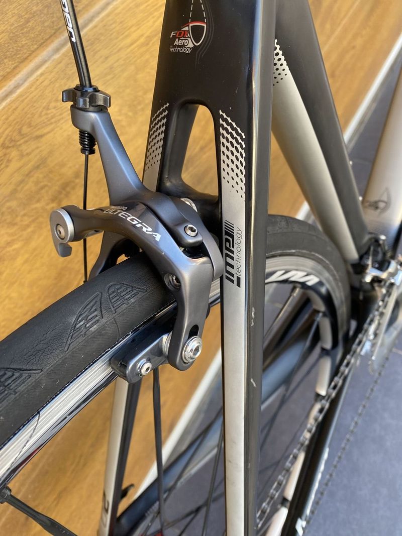 🔥🔥🔥 Scott Foil 20 vel. L, Shimano Ultegra 10s, doprava ZDARMA + roční záruka na rám 🤝🤝 🤝