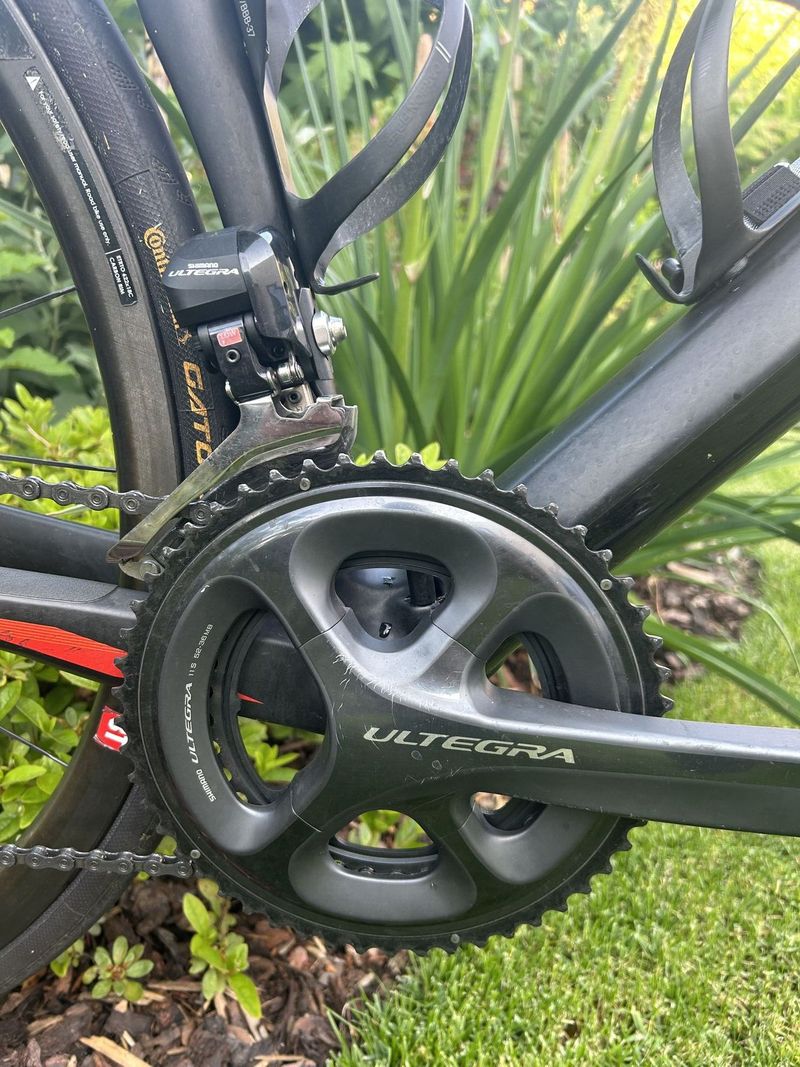 Silnicni BMC karbon, kotouce, di2 vel 56