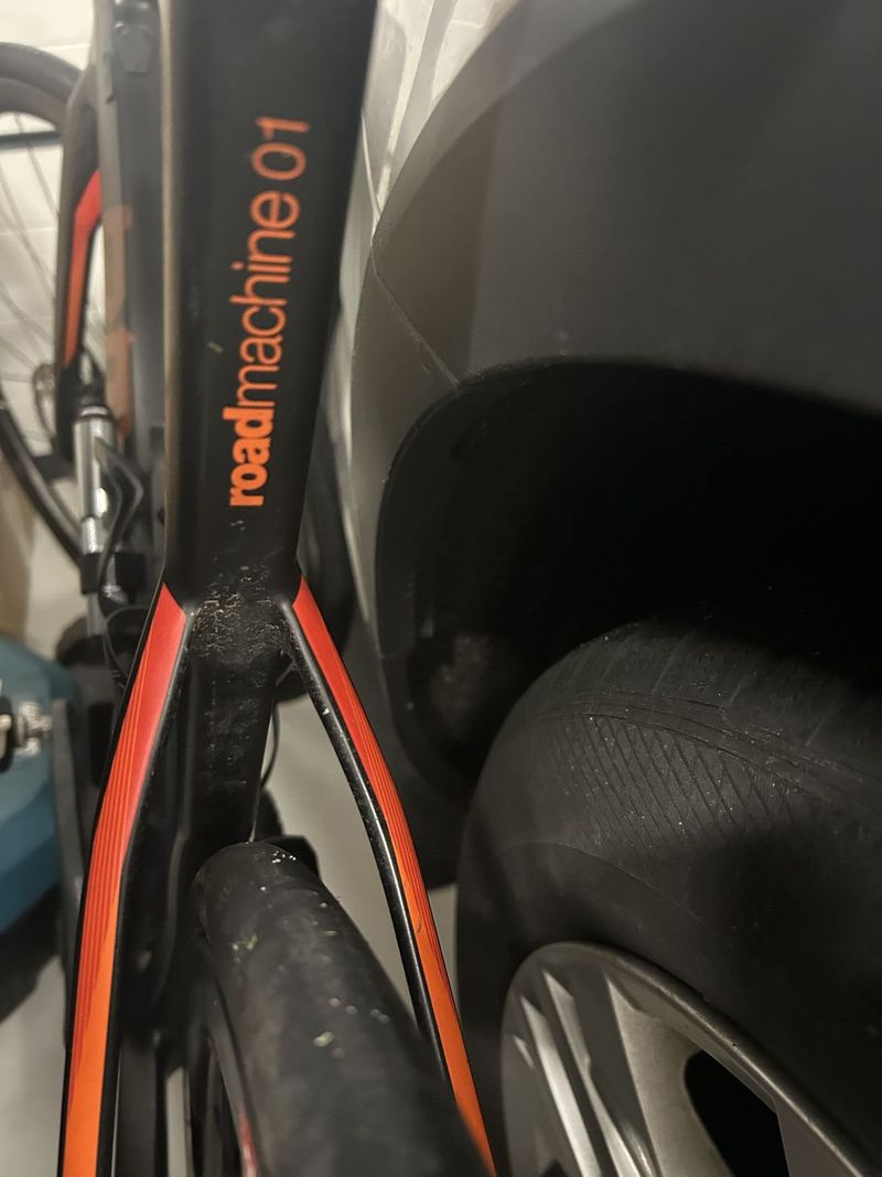 Silnicni BMC karbon, kotouce, di2 vel 56
