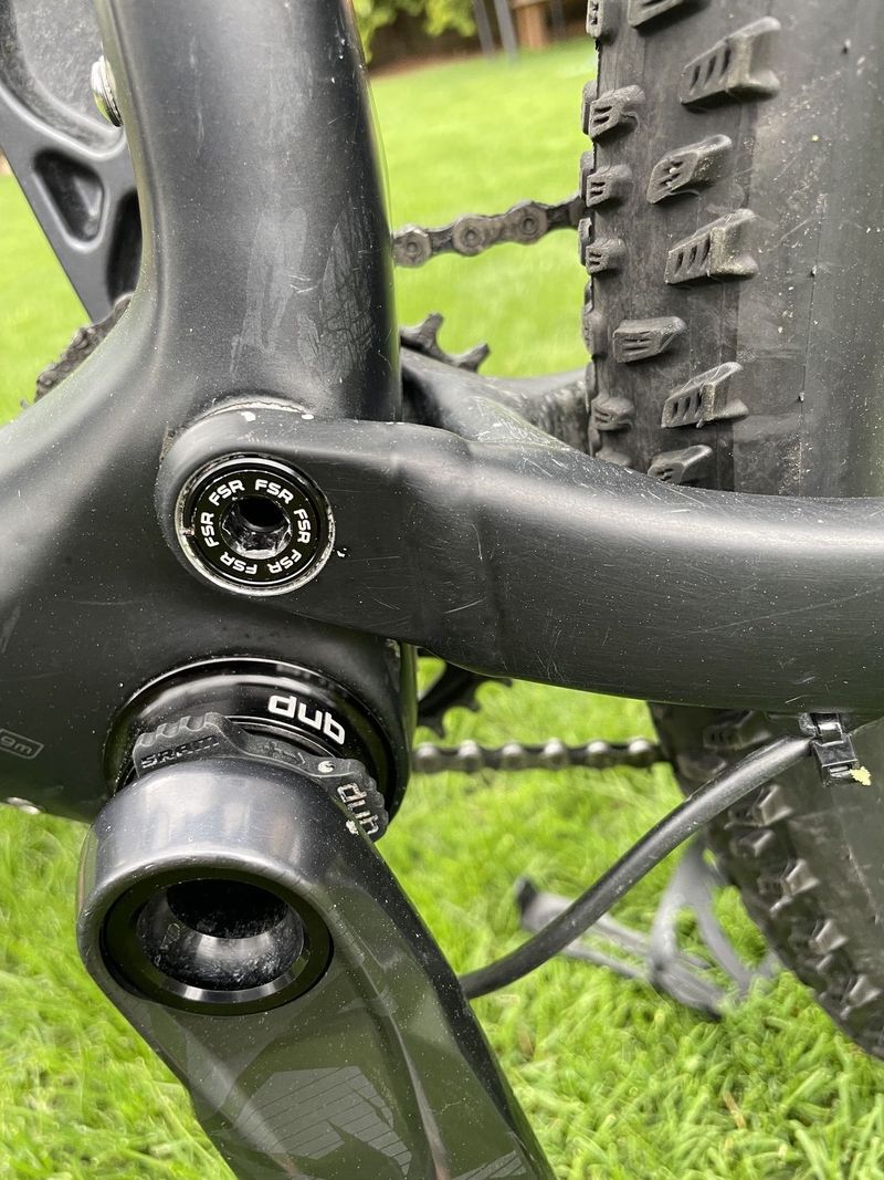 Prodám Specialized Epic FSR comp carbon WorldCup 