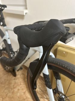 Brzdy SRAM Rival AXS - pravá + levá - nové hadice, flatmount třmeny - záruka