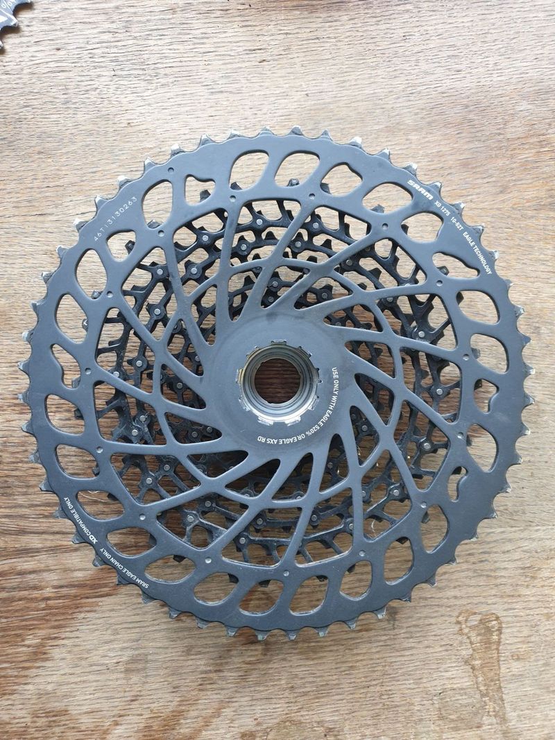 Kazeta Sram GX eagle + převodník
