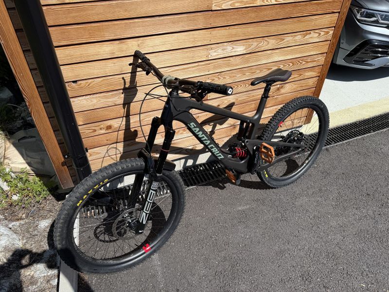 Santa Cruz Nomad X01 axs RSV(rozprodám)