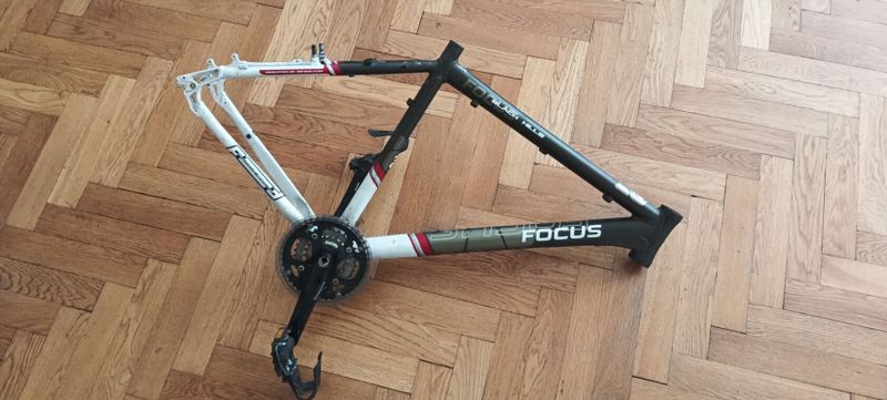 Rám kola Fokus 