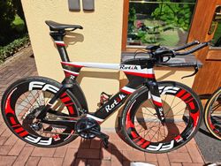 Prodám časovka/triatlon speciál