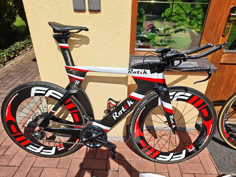 Prodám časovka/triatlon speciál
