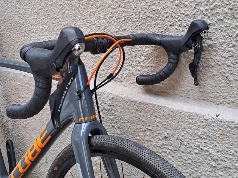 Karbonové gravel/cyklokros kolo Cube Cross Race Pro vel 56