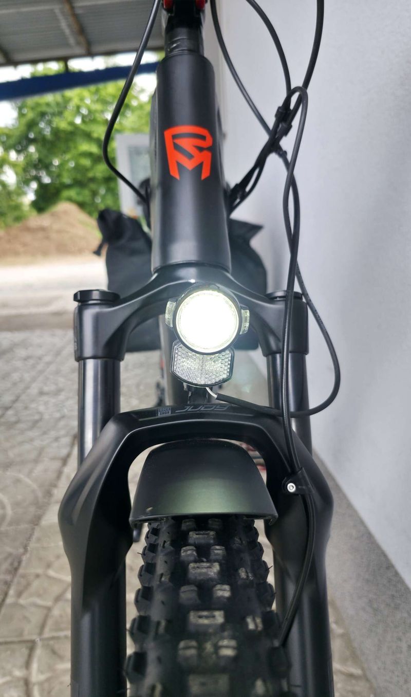 Elektrokolo Rock Machine Storm INT e90‑29" Touring 2022 500Wh