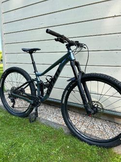 GIANT Stance 29 2 Knight Shield 2022