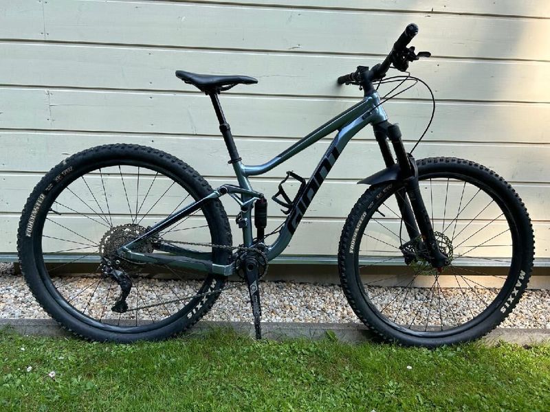 GIANT Stance 29 2 Knight Shield 2022