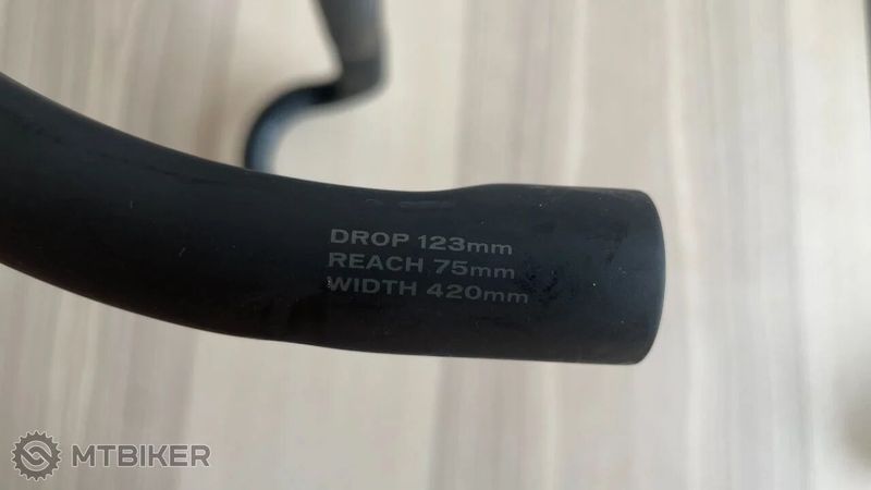 Riadidlá Specialized S-Works Shallow Bend Carbon Handlebars Black/Charcoal