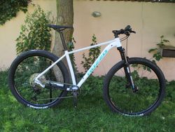 Nové 29" kolo ROZZO BOOST Grace 19", vzduch. vidlice Suntour XCR air, Shimano Deore1x12, pevné osy