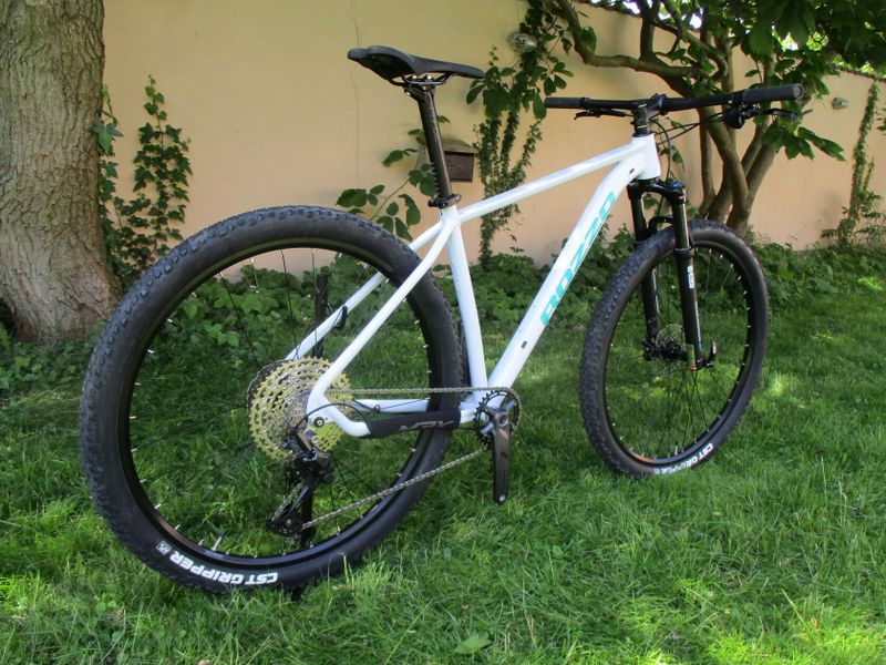 Prodáno ROZZO BOOST Grace 19", vzduch. vidlice Suntour XCR air, Shimano Deore1x12, pevné osy