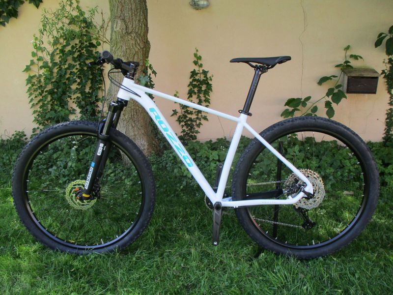 Prodáno ROZZO BOOST Grace 19", vzduch. vidlice Suntour XCR air, Shimano Deore1x12, pevné osy