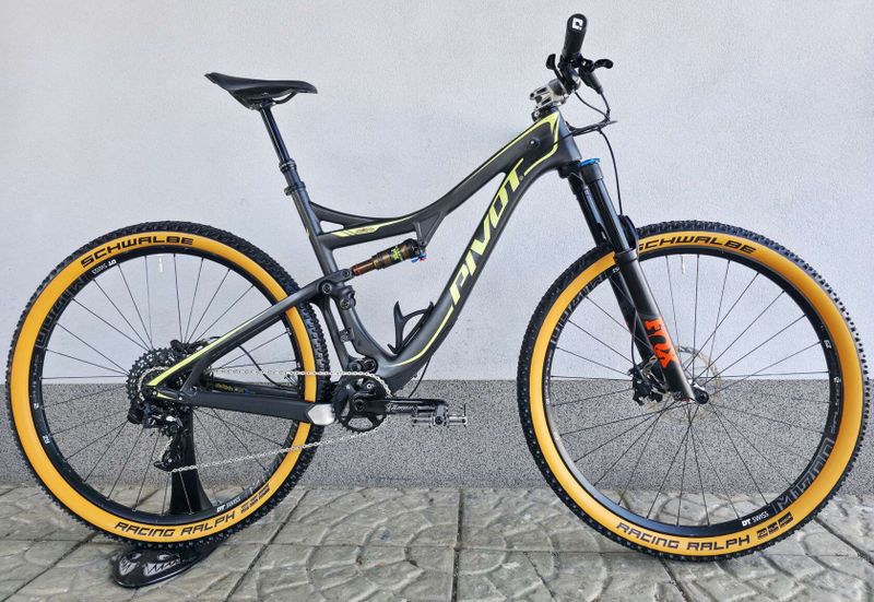 Horské kolo Pivot Mach 429 SL Carbon 29"