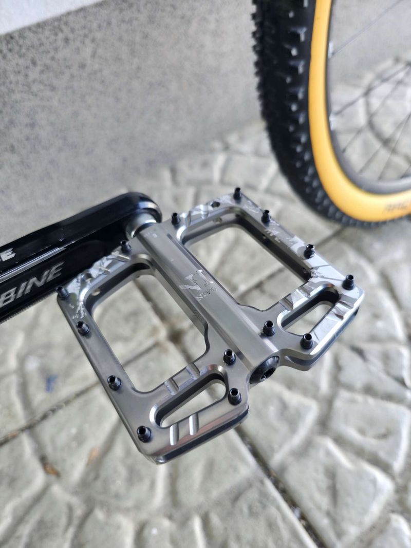 Horské kolo Pivot Mach 429 SL Carbon 29"