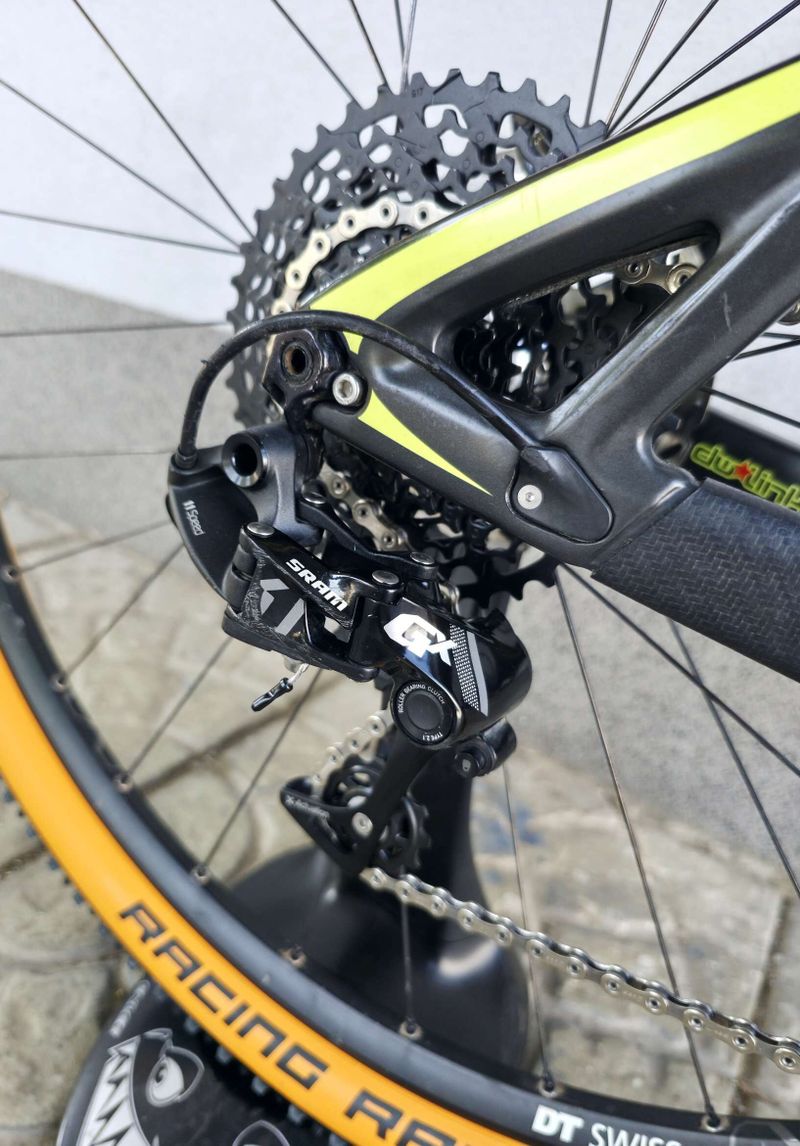 Horské kolo Pivot Mach 429 SL Carbon 29"