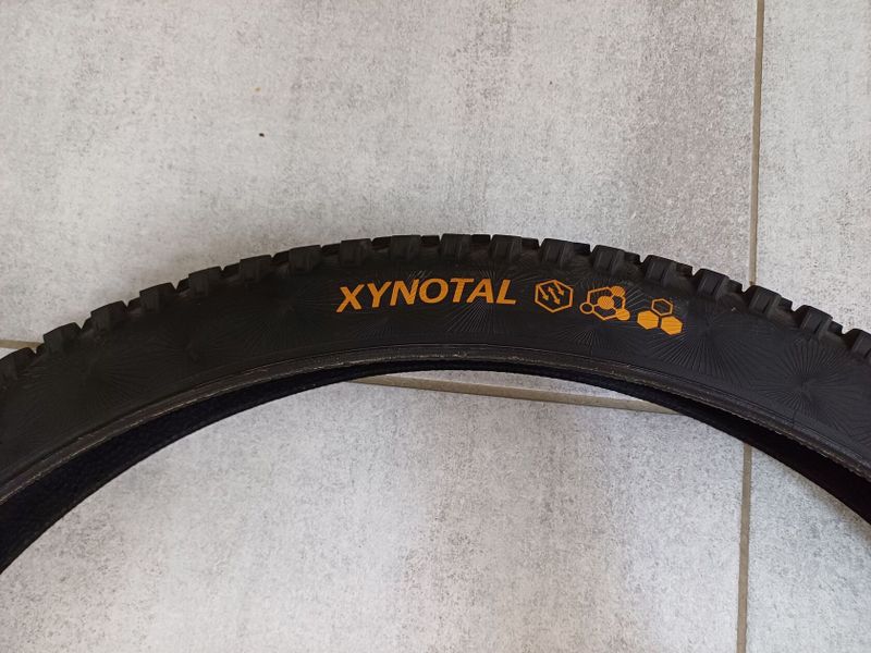 Pláště Continental Kryptotal/Xynotal + vložka 