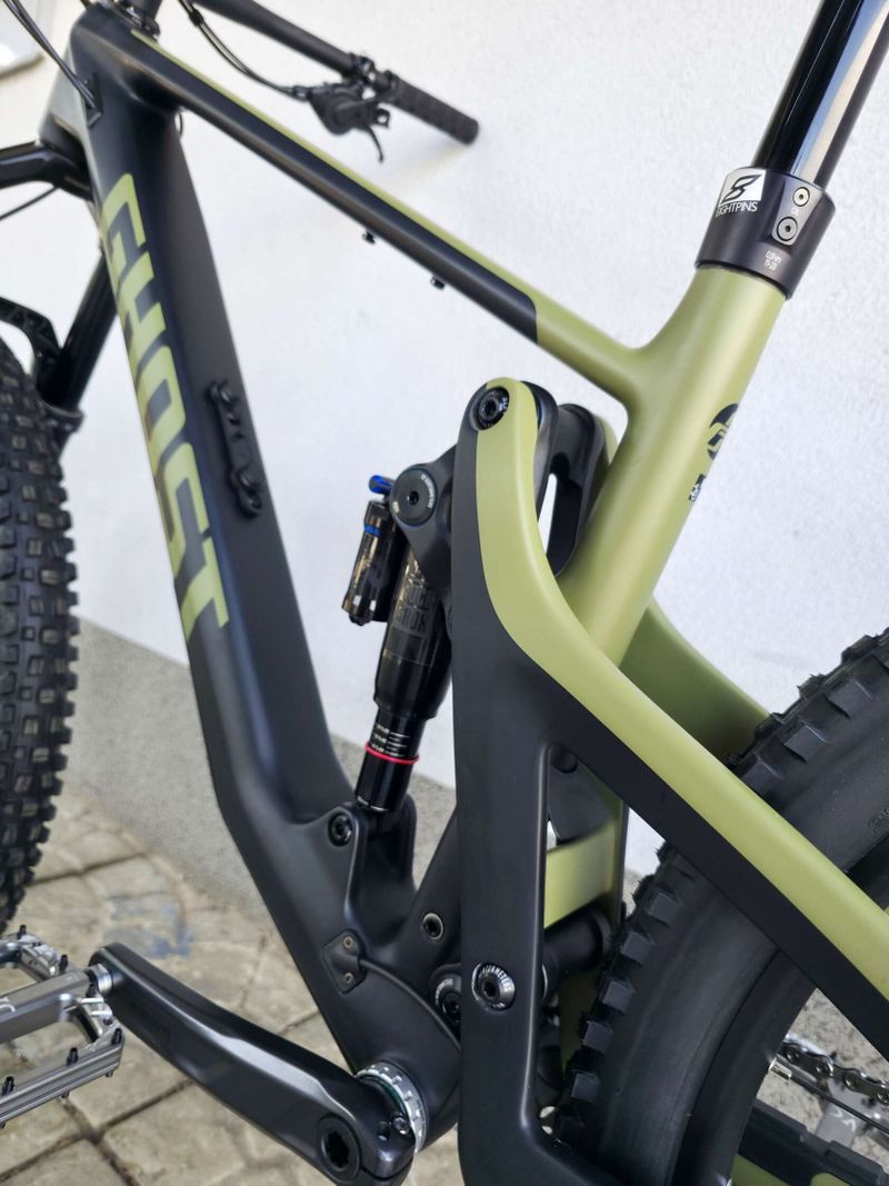 Horské kolo GHOST Riot Trail CF Pro Carbon 2025 29″