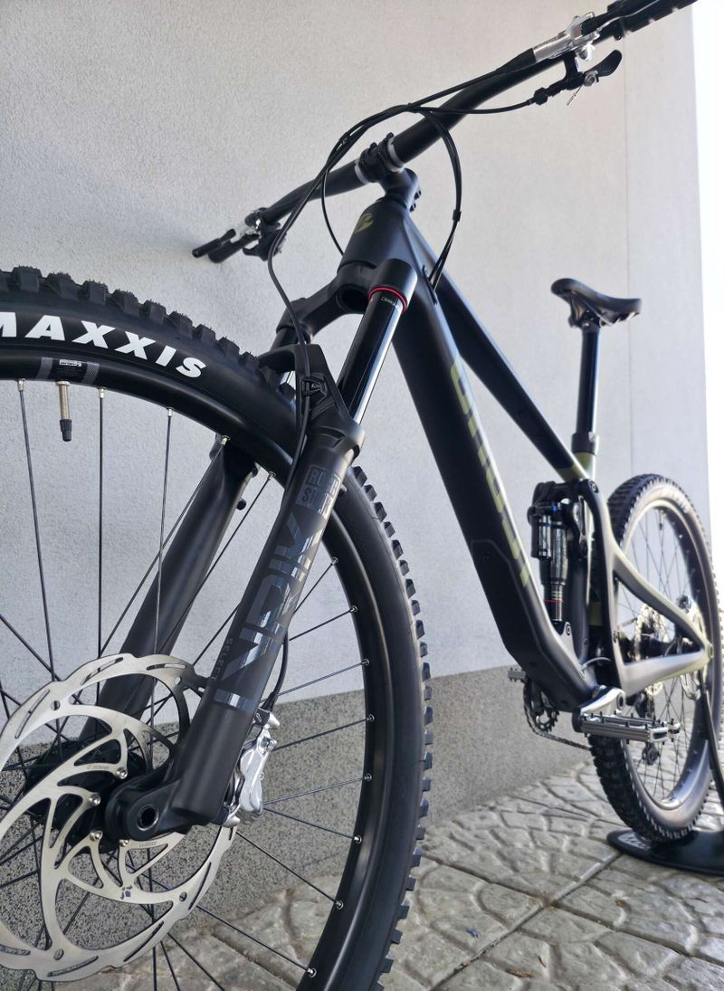 Horské kolo GHOST Riot Trail CF Pro Carbon 2025 29″