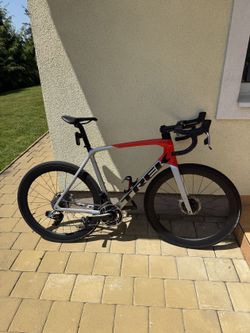 Trek Emonda SL 2023, vel. 58, SRAM RED eTap AXS, Aeolus PRO 51, TOP stav