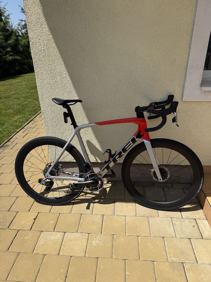 Trek Emonda SL 2023, vel. 58, SRAM RED eTap AXS, Aeolus PRO 51, TOP stav