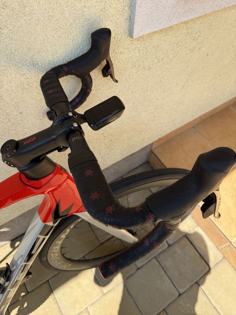 Trek Emonda SL 2023, vel. 58, SRAM RED eTap AXS, Aeolus PRO 51, TOP stav