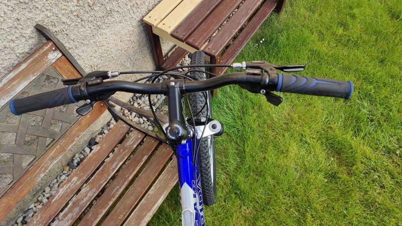 Modro-stříbrná MERIDA BIG AIR Full Al 7005- MTB, XC, sjezd - 1.majitel, pěkný stav 