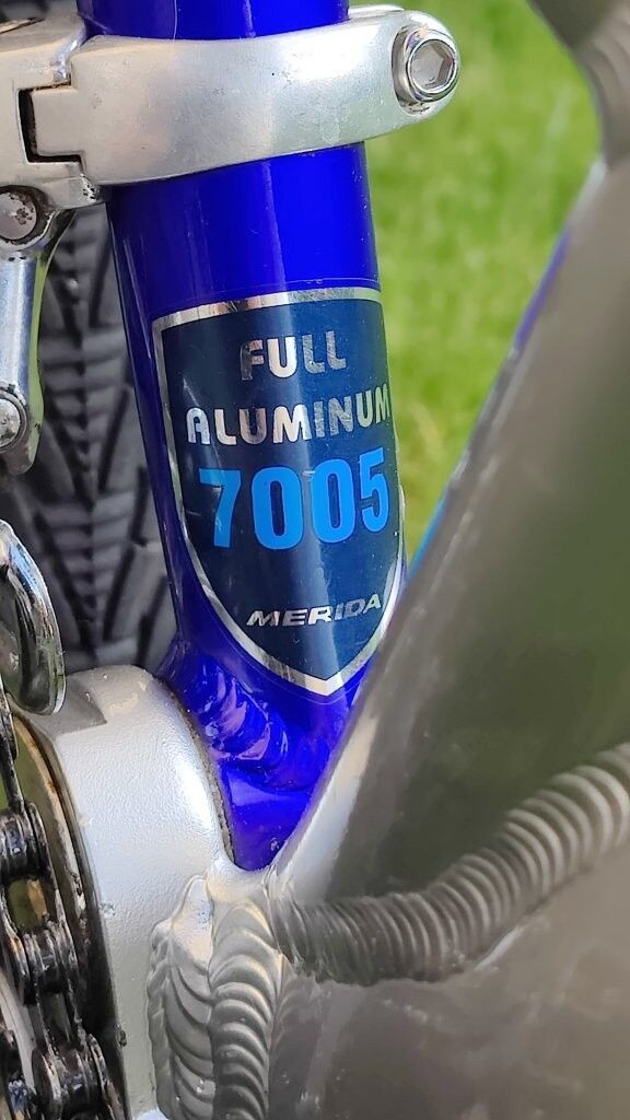 Modro-stříbrná MERIDA BIG AIR Full Al 7005- MTB, XC, sjezd - 1.majitel, pěkný stav 