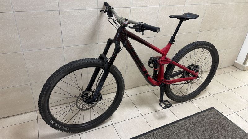 Trek Slash 8