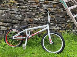 bmx scott volt-x 20 bílé