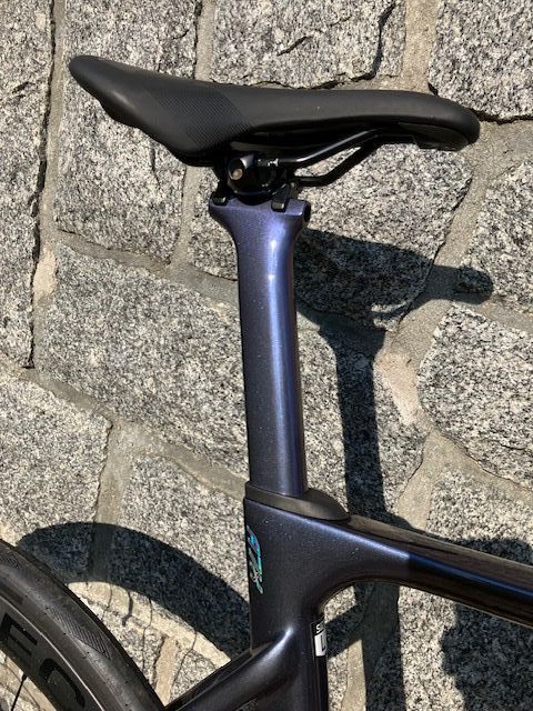 77.999 Kč! (PC 109.999) POLYGON HELIOS A7X - UCI rám, karbon kola - L - 105Di2 2x12 (50/34 - 11/34) 