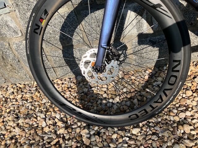 77.999 Kč! (PC 109.999) POLYGON HELIOS A7X - UCI rám, karbon kola - L - 105Di2 2x12 (50/34 - 11/34) 