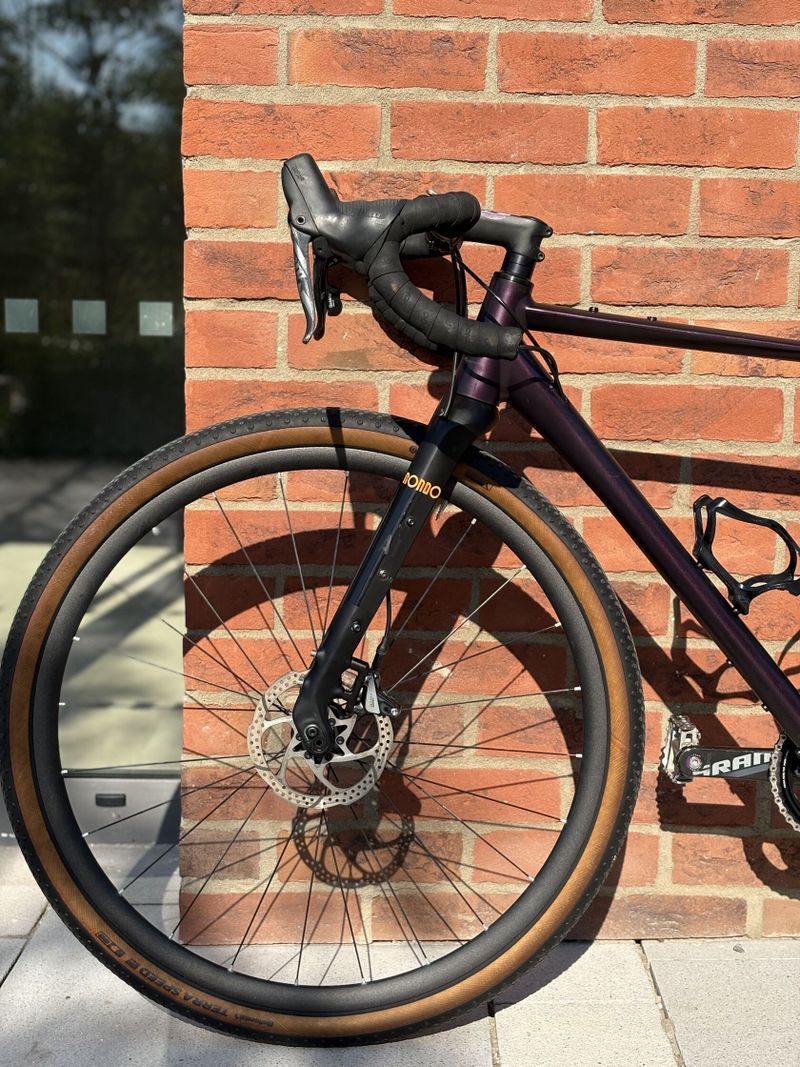 Gravel - Rondo Ruut AL |custom| Sram Force 1