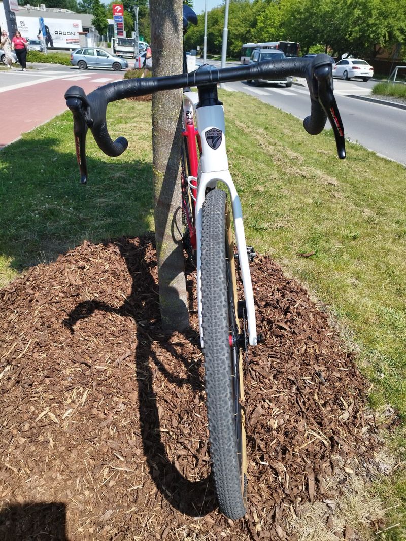 Gravel kolo, velikost L