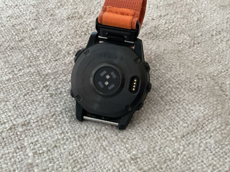 Prodám GarminFenix 7 Sapphire Solar Titanium
