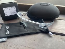 Oakley Sphaera Matte Clear/Photochromic