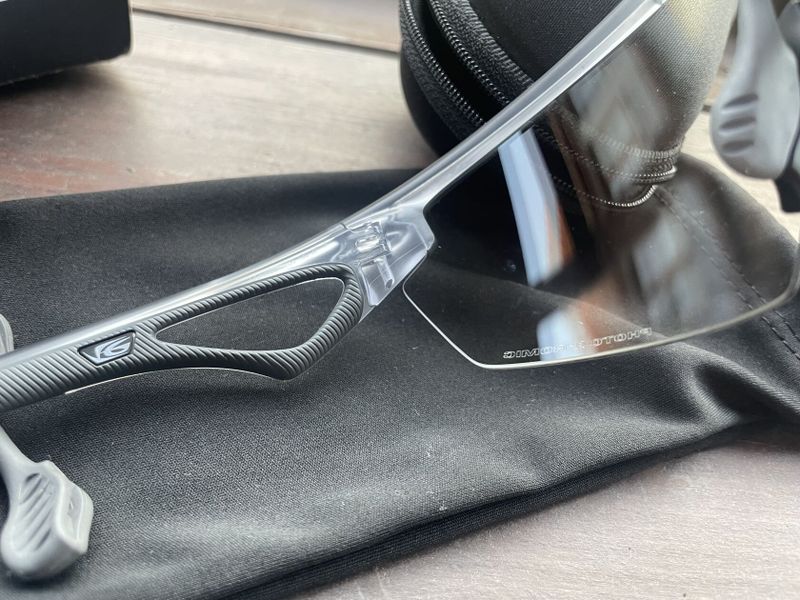 Oakley Sphaera Matte Clear/Photochromic
