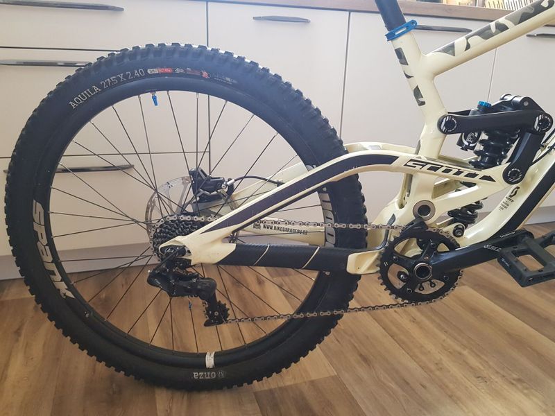 Celoodpruzené kolo Scott gambler 720 