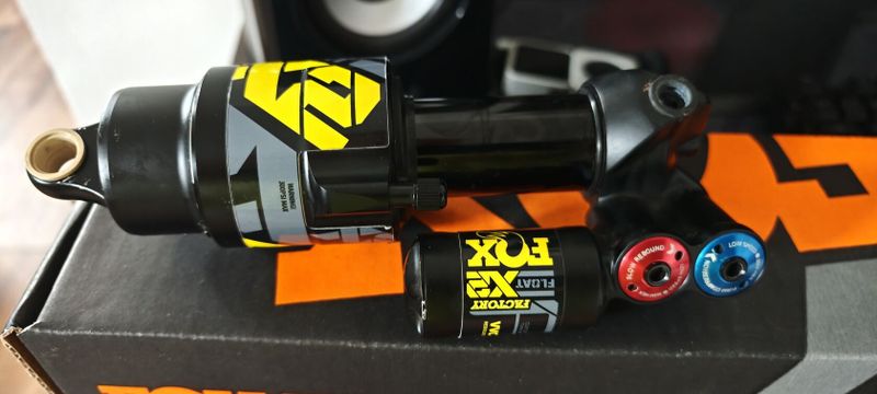 Tlumič FOX Float X2 RVS Performance 180x52,5
