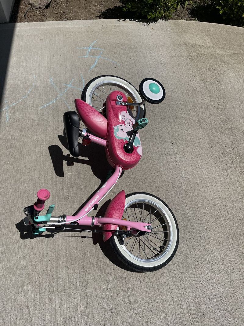 Dětské prakticky neježděné kolo BtWin 14 Unicorn