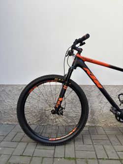 KTM Myroon Master 2019