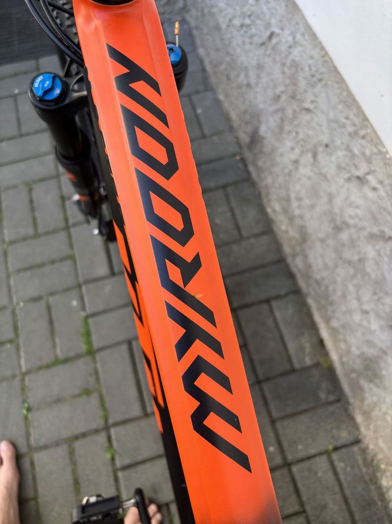 KTM Myroon Master 2019