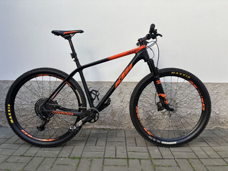 KTM Myroon Master 2019