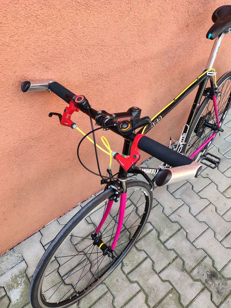 Silniční / fitness kolo na prodej, velikost 60cm