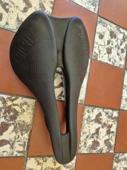 Sedlo Selle Italia model X flow