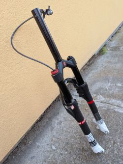 26" vidlice DT Swiss XRC 80