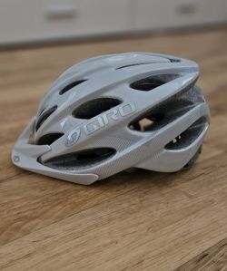 Giro Verona helma