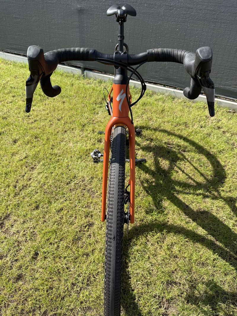prodám zánovní kolo Specialized Diverge Comp E5
