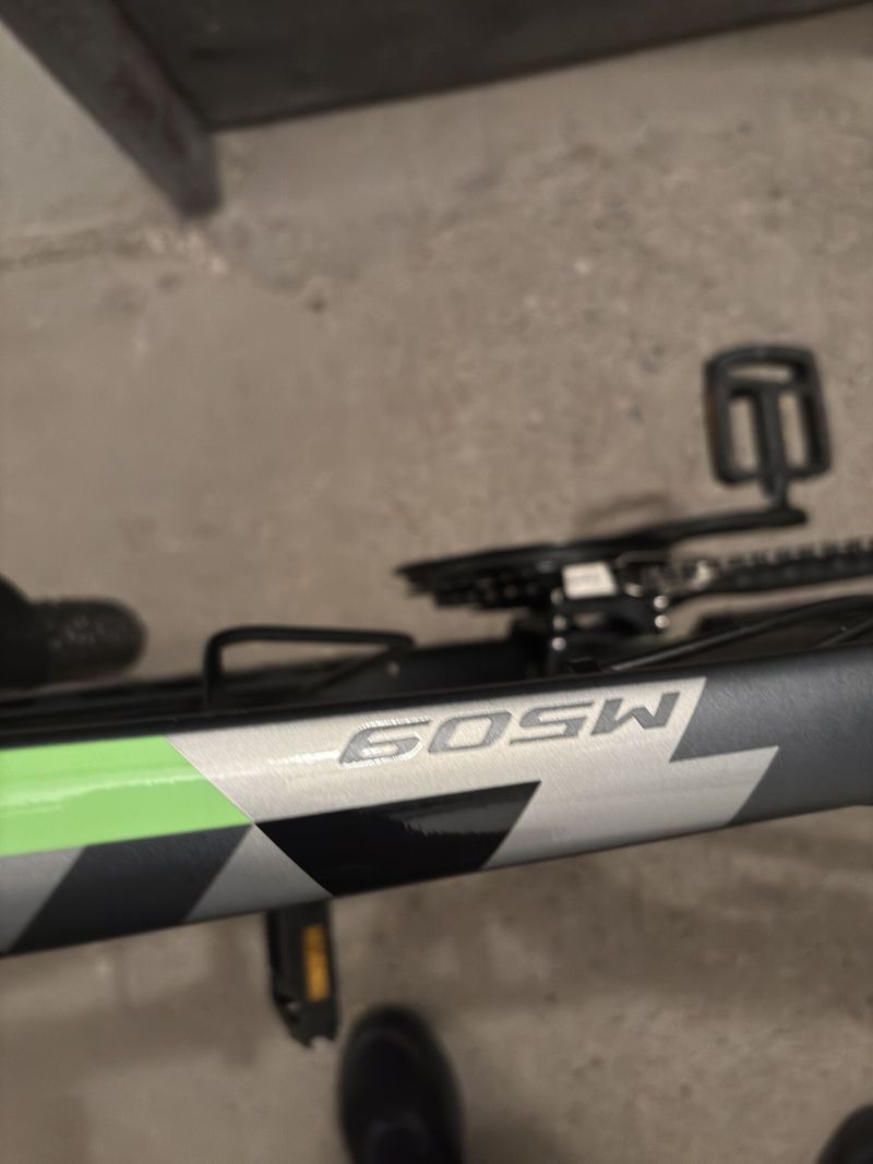 Maxbike TOBA 29 velikost rámu 17"